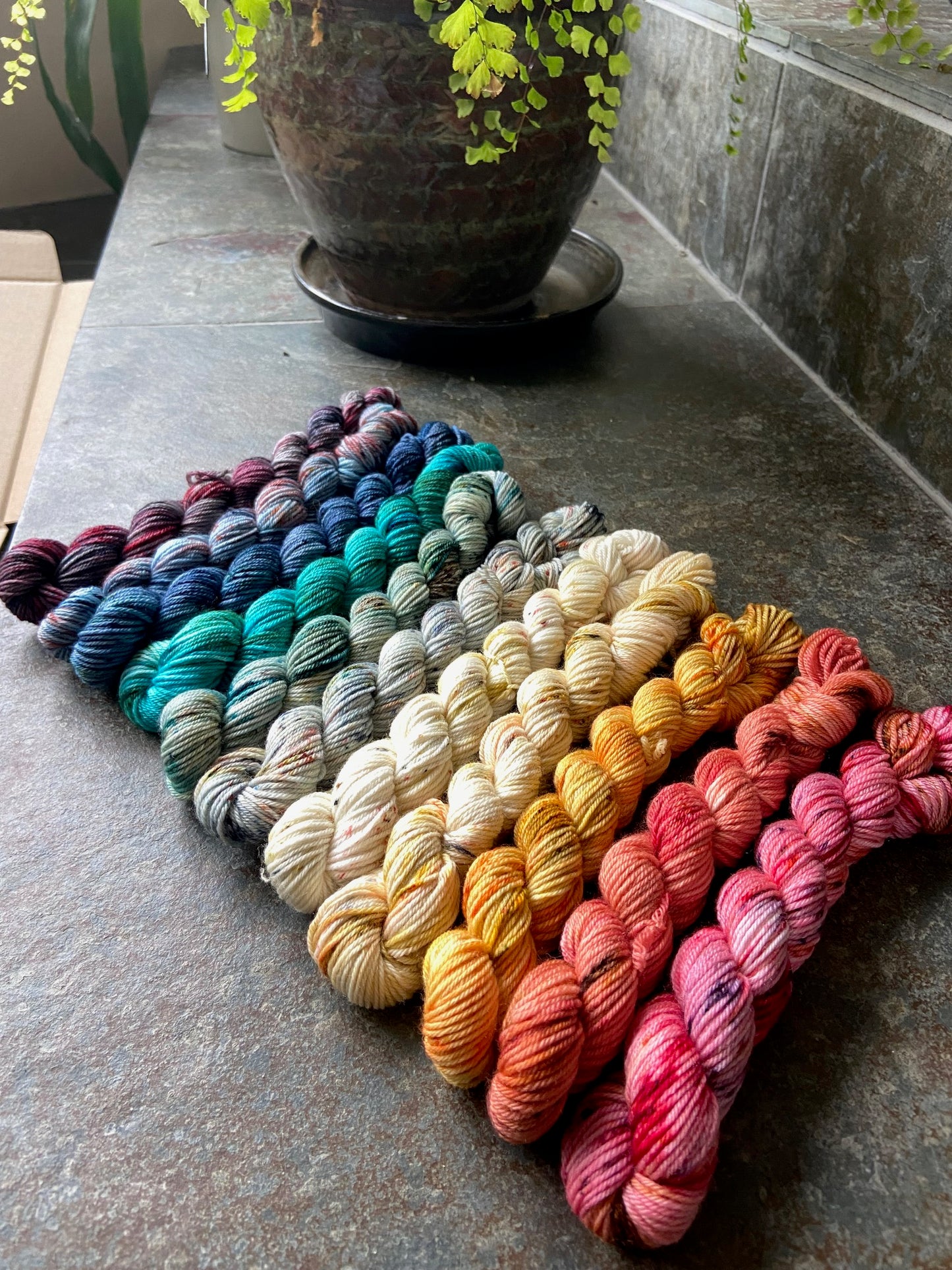 William Morris Mini skein yarn fade set