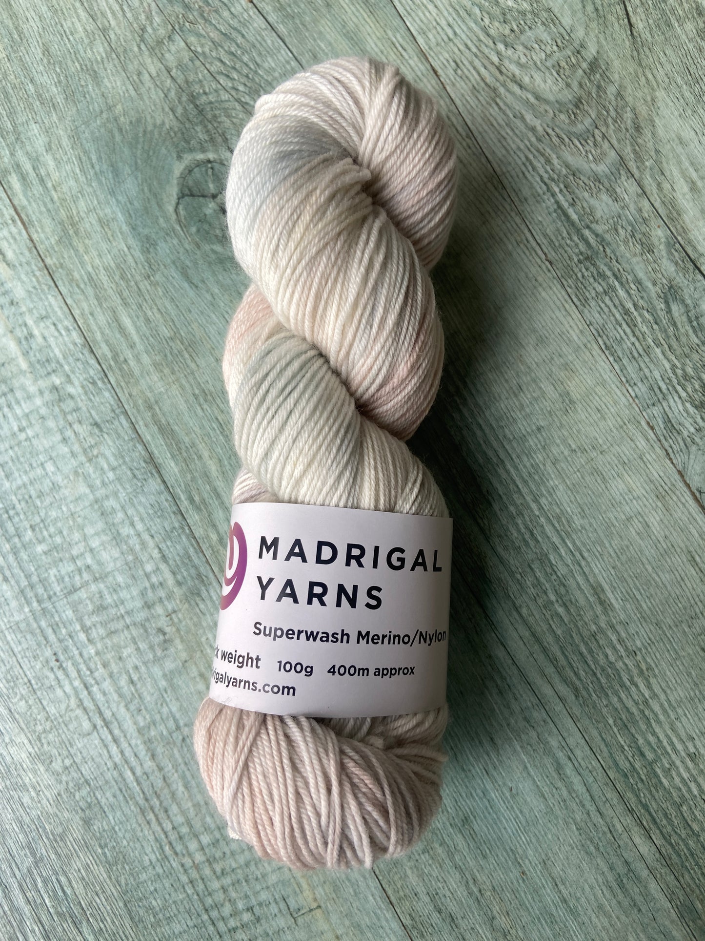 Cool Neutra 4ply/sock