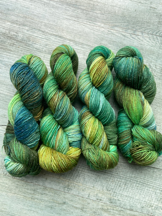 Carnival Cruz 2 - SPARKLE!! 4ply/sock PREORDER only