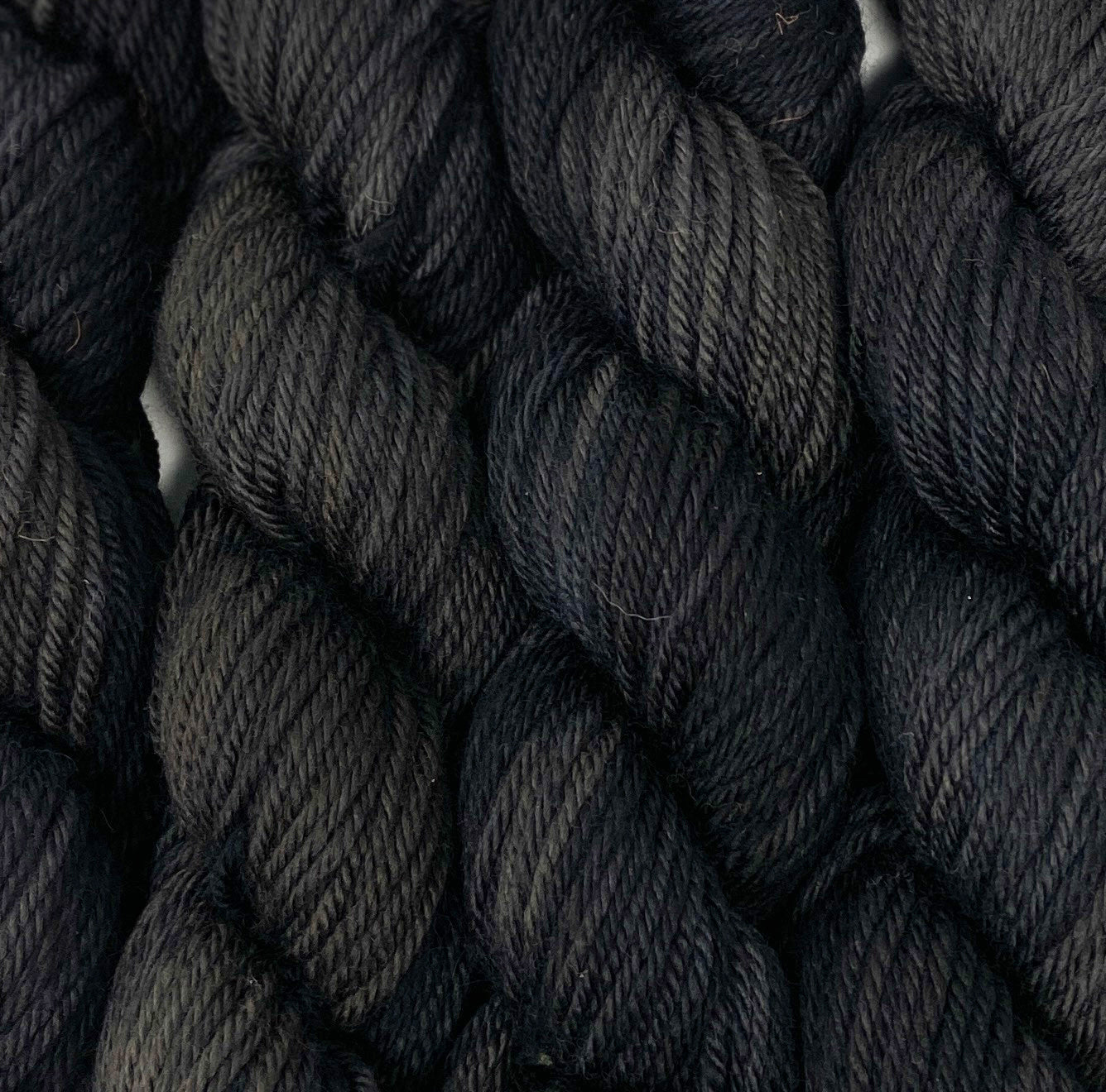 GOTHIQUE - DK weight