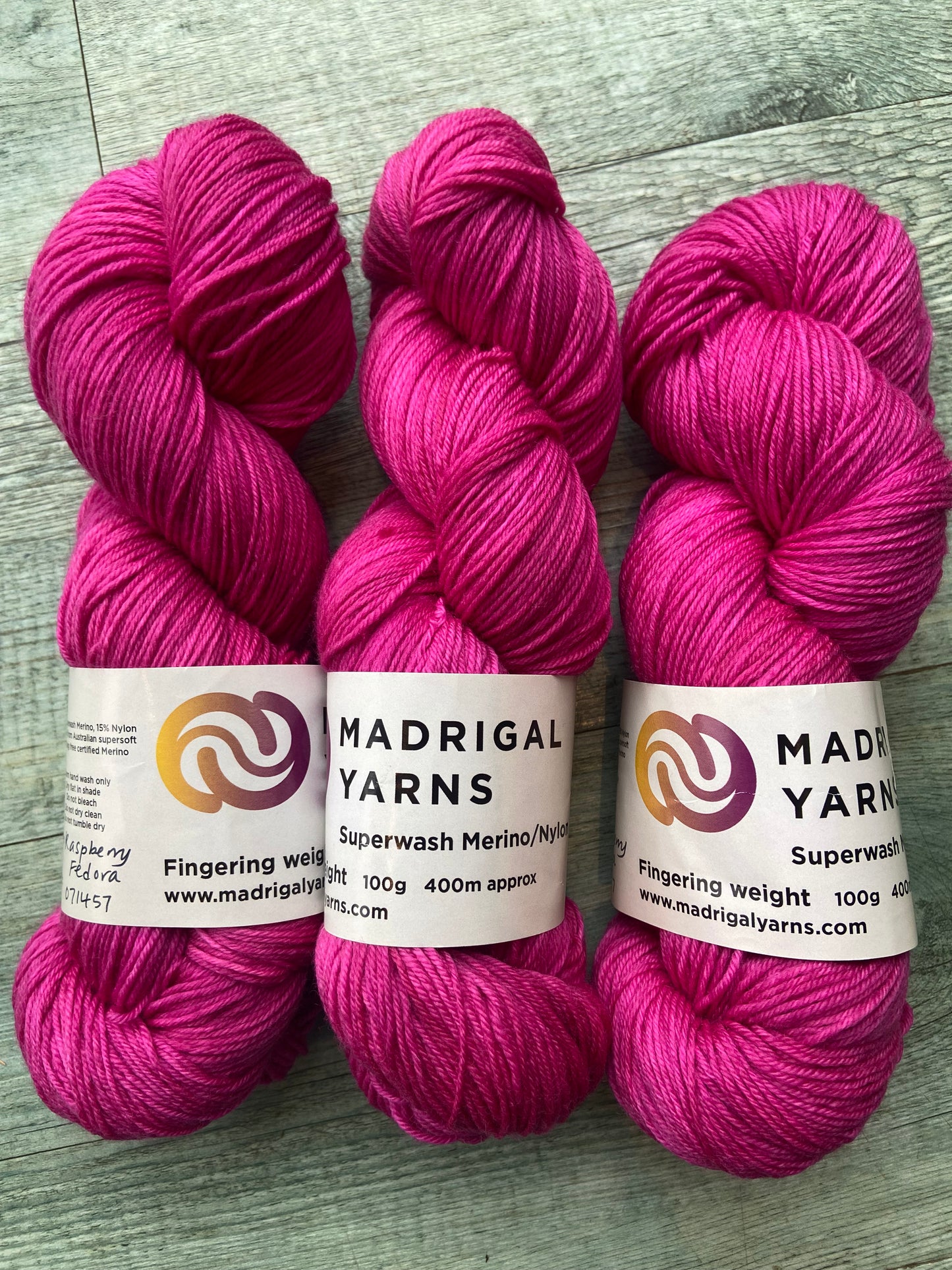 Raspberry Fedora 4ply/sock