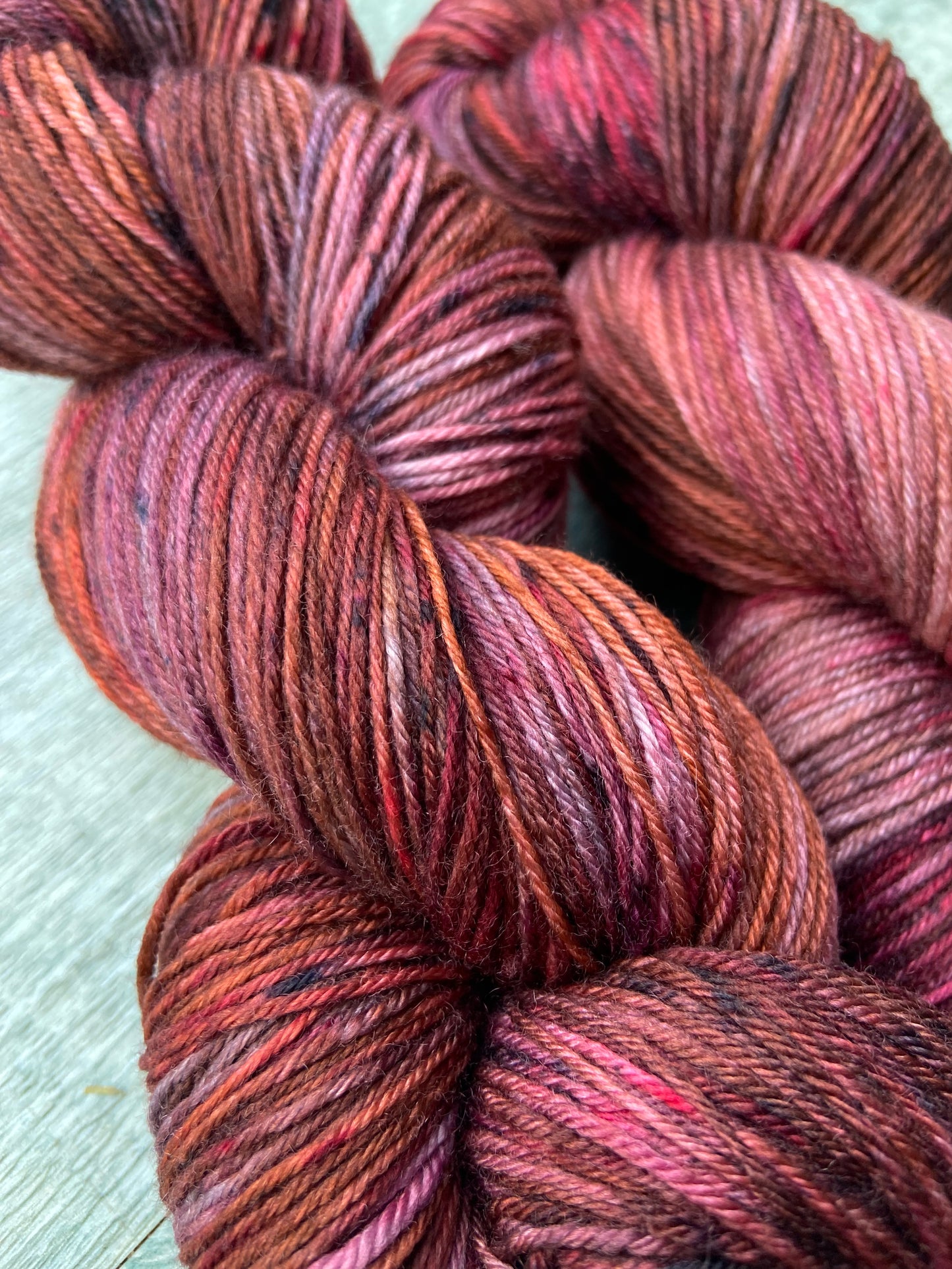 Amarena - 4ply/sock