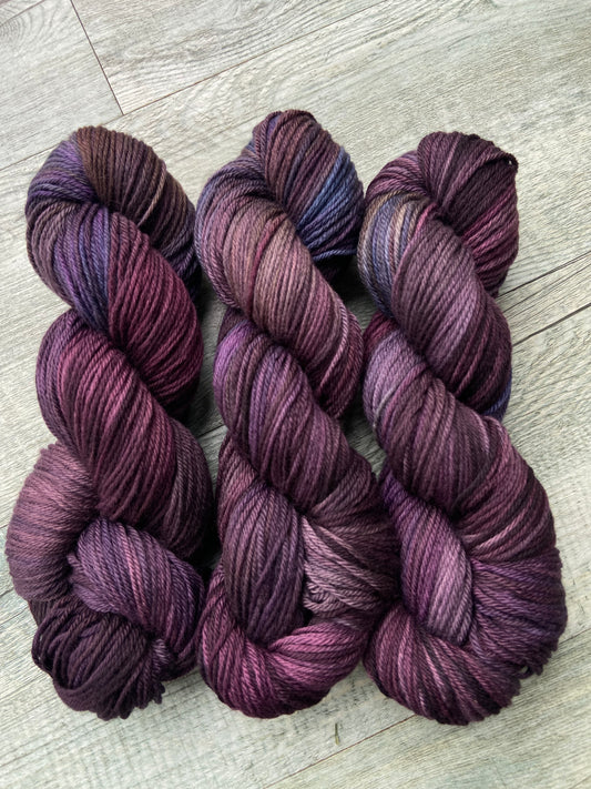 Aubergine - DK weight