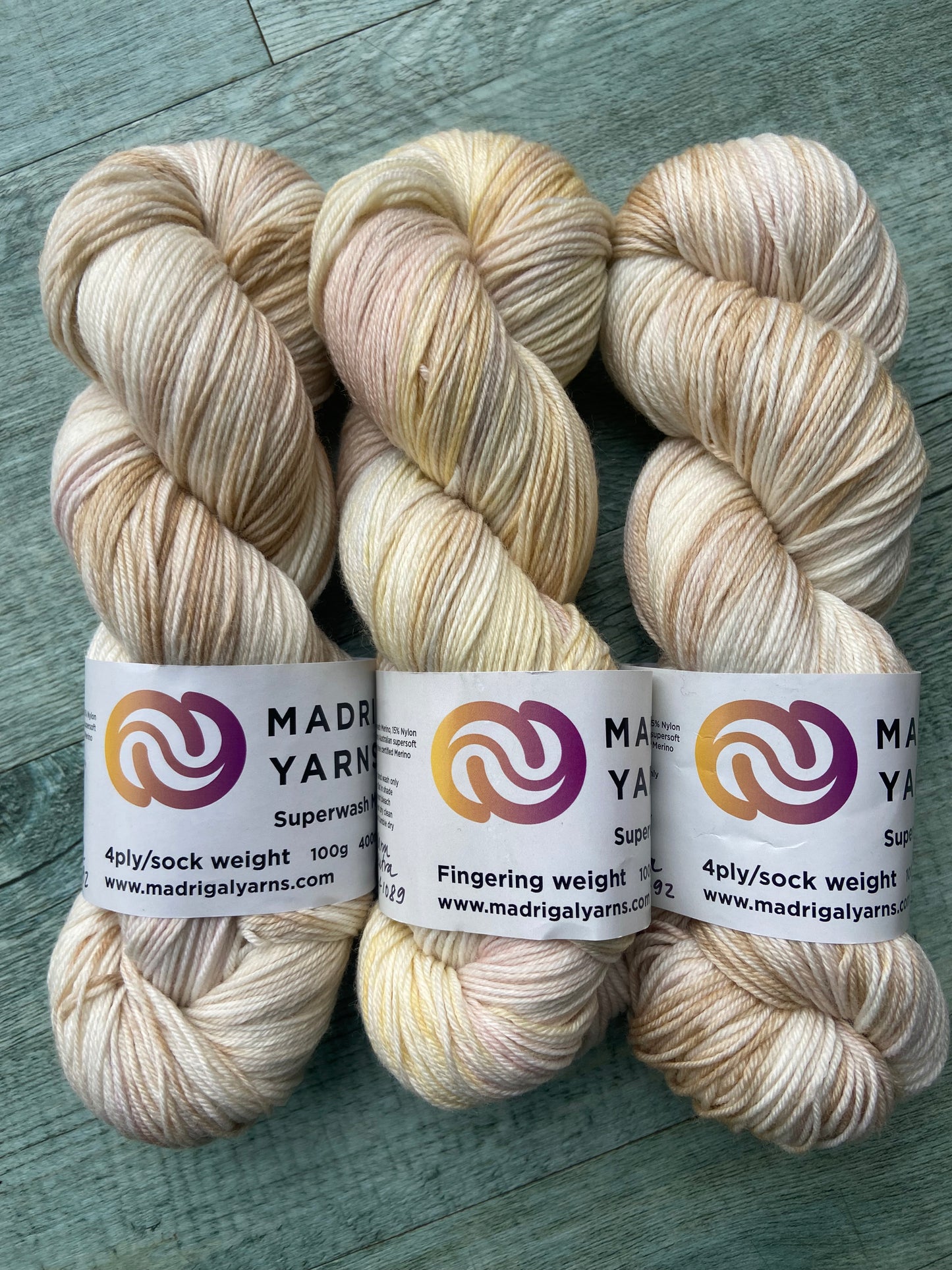 Warm Neutra 4ply/sock