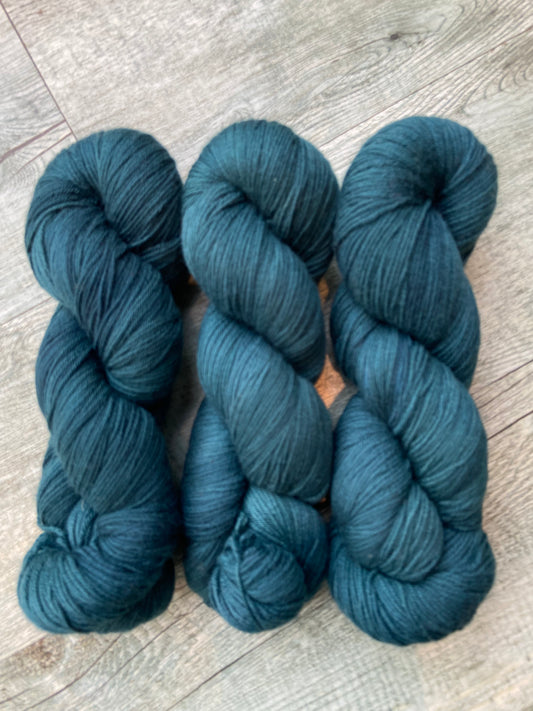 Acanthus - 4ply/sock