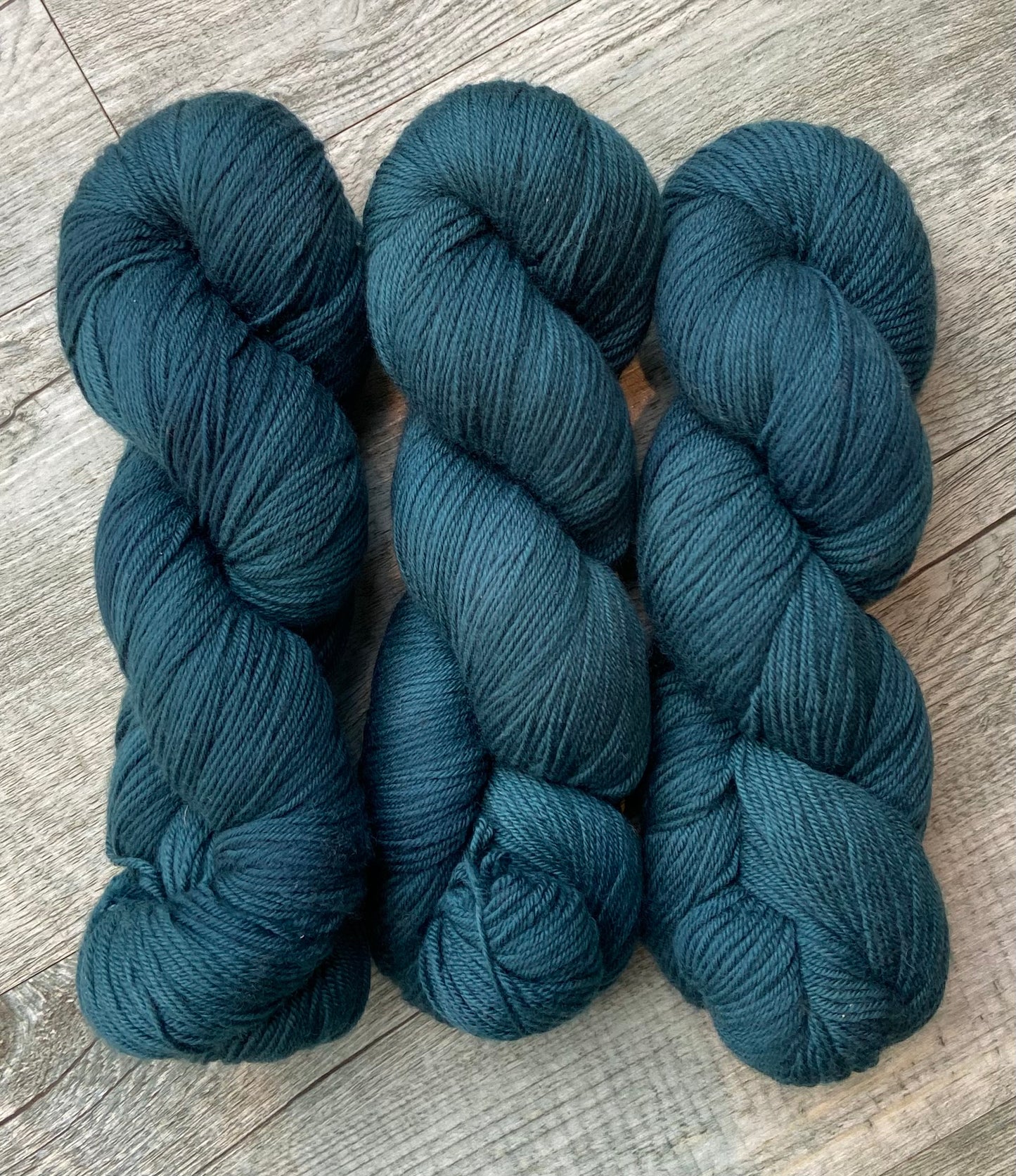 Acanthus - 4ply/sock