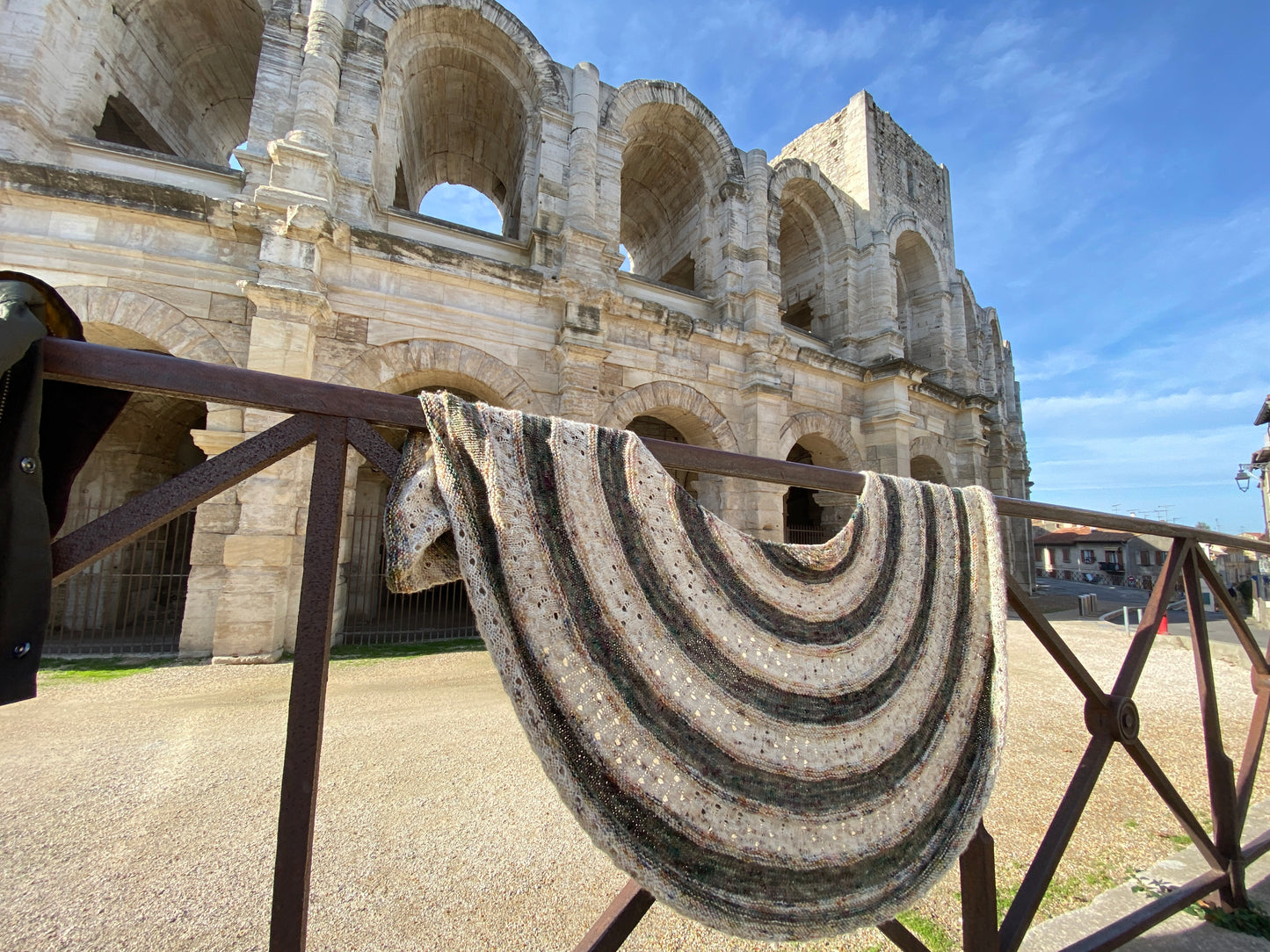 Arlesienne Shawl - Pattern Download only