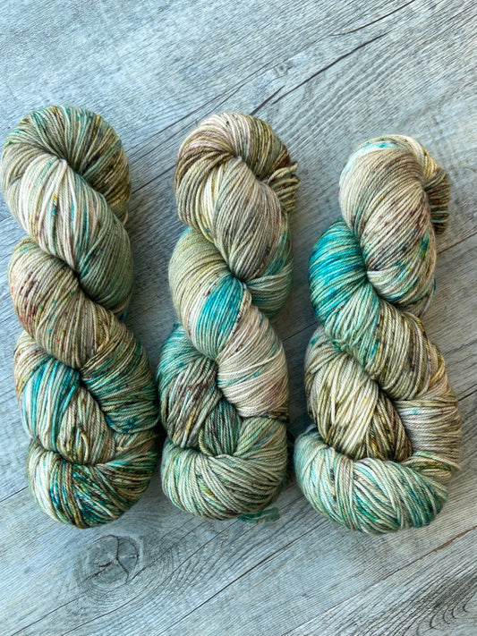 Nothinglee - 4ply/sock