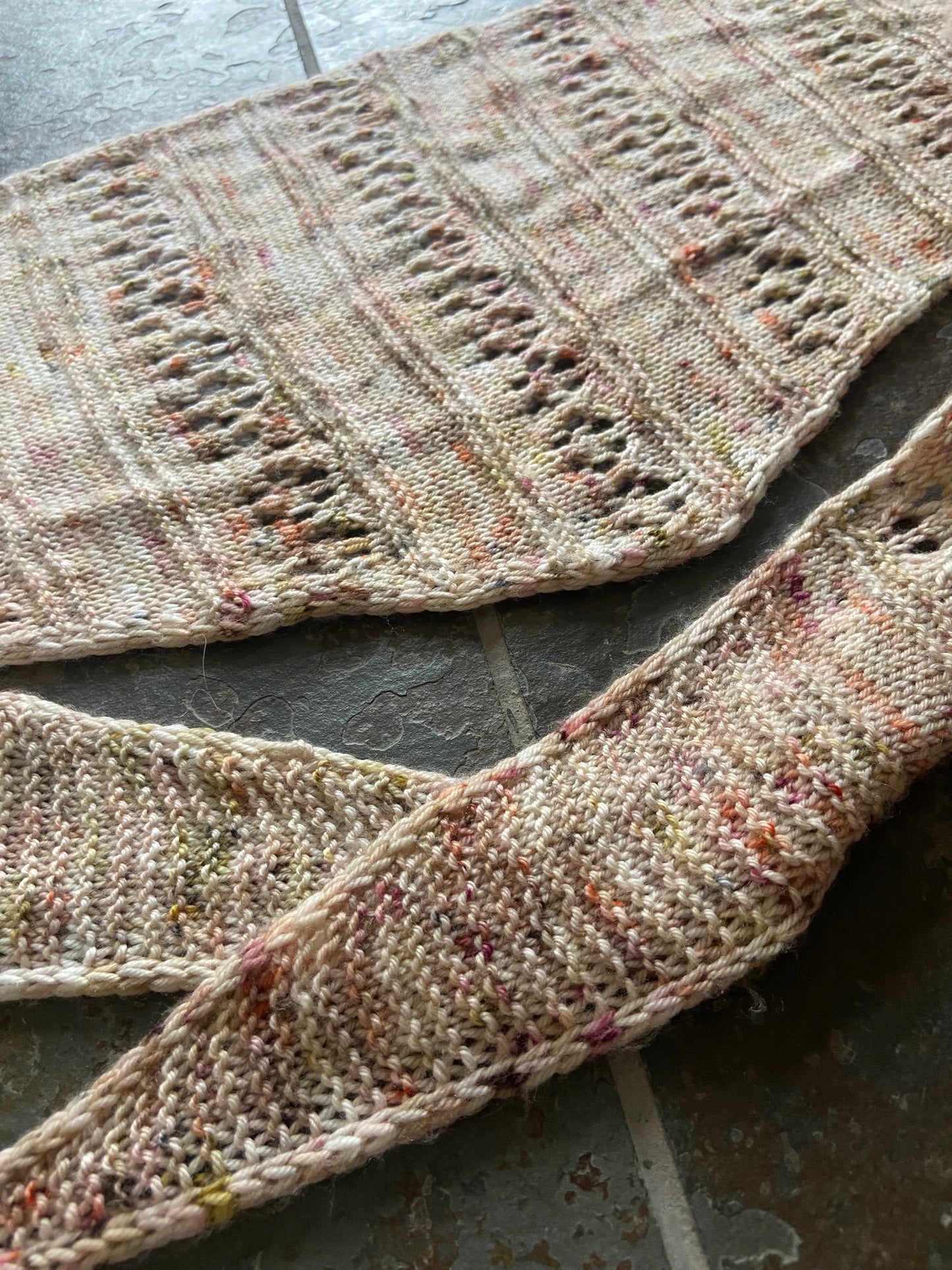 Pattern: The Nougat shawl(ette)