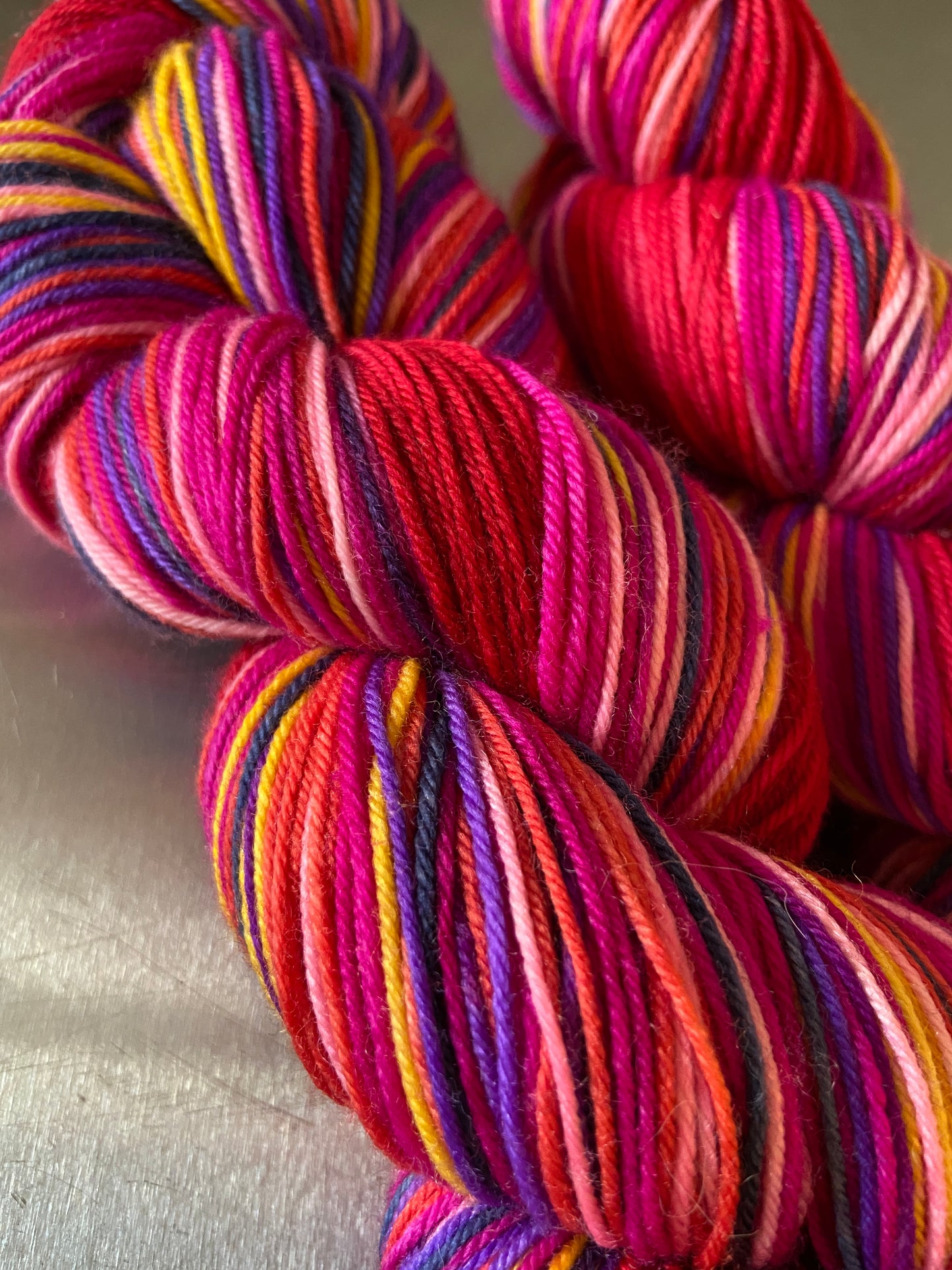 Magenta Dream Self-Striping sock