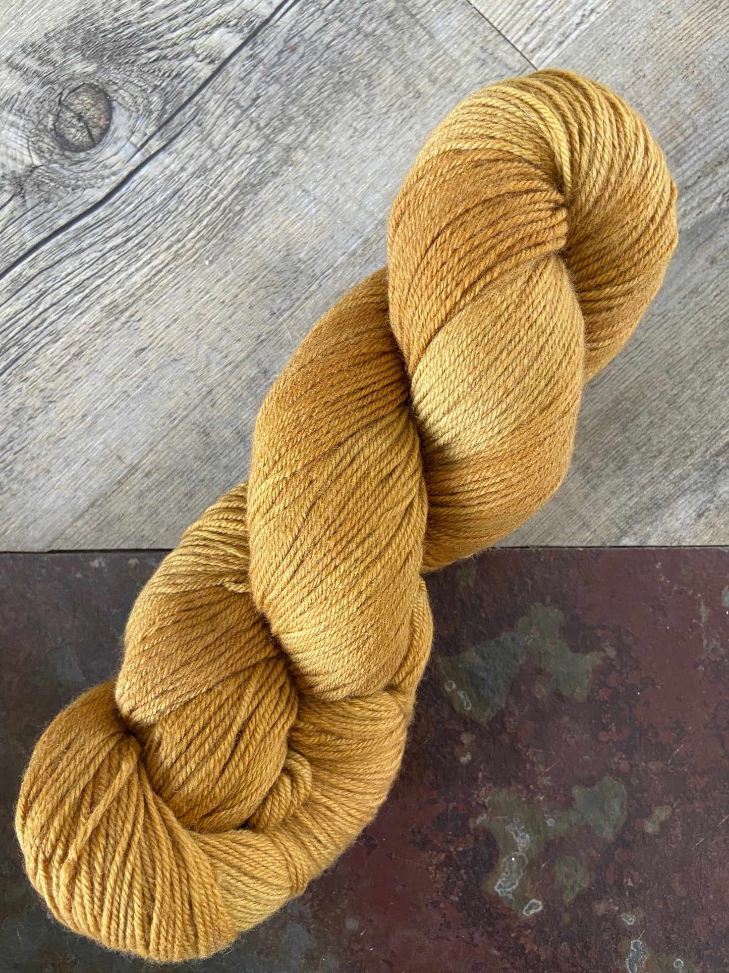 Croissant 4ply/sock